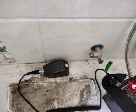 奉化屋顶漏水维修公司分享下卫生间漏水的危害及解决方法